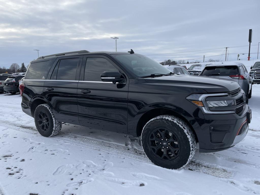 used 2022 Ford Expedition car, priced at $45,991