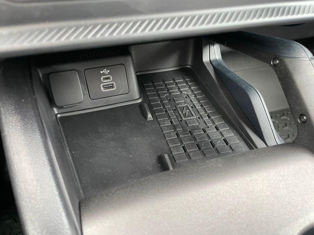 new 2025 Ford Bronco Sport car, priced at $33,536