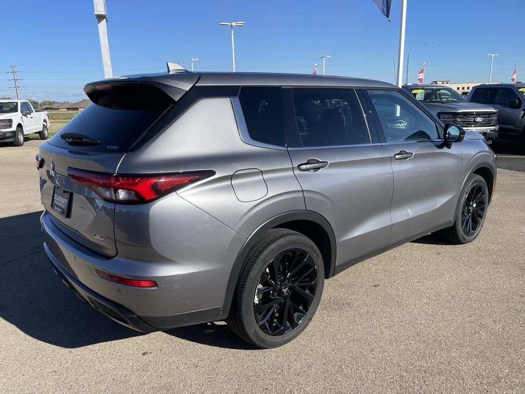 used 2023 Mitsubishi Outlander car, priced at $23,992