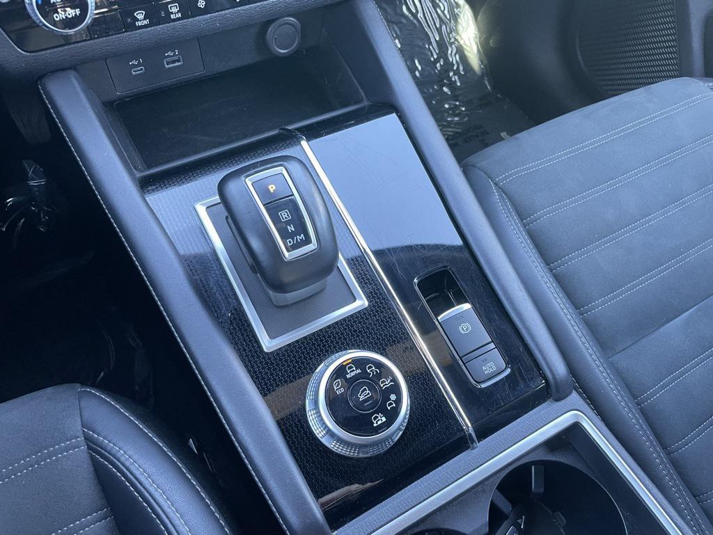 used 2023 Mitsubishi Outlander car, priced at $23,992