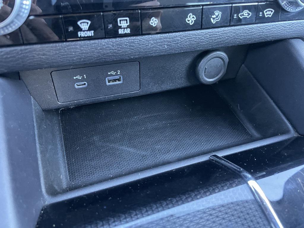 used 2023 Mitsubishi Outlander car, priced at $23,992