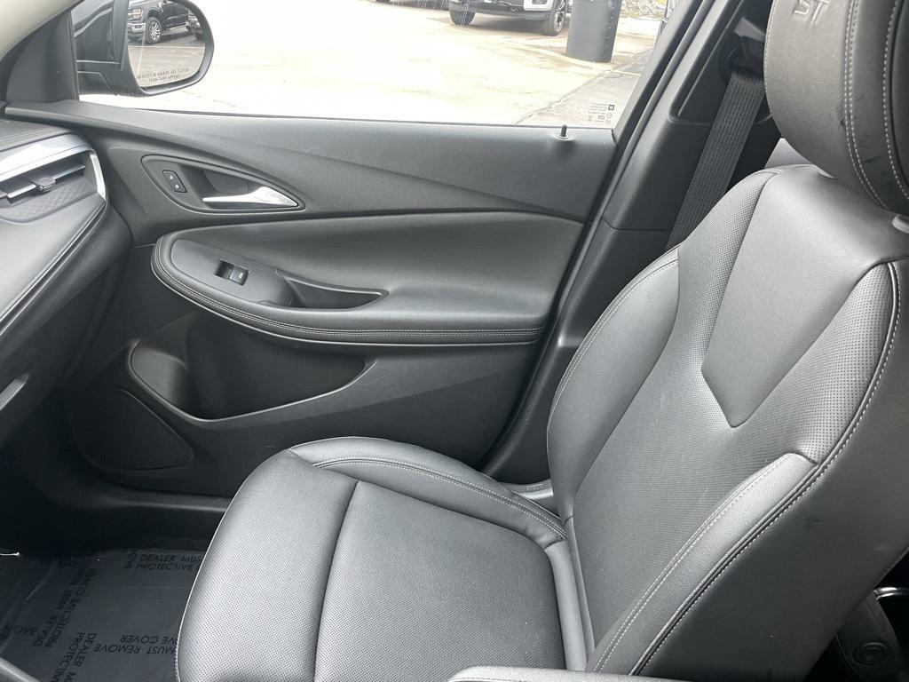 used 2024 Buick Encore GX car, priced at $20,999