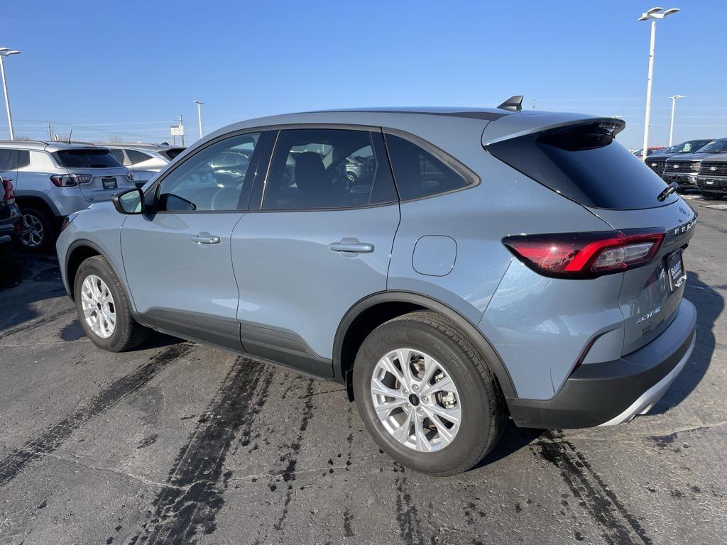 used 2025 Ford Escape car