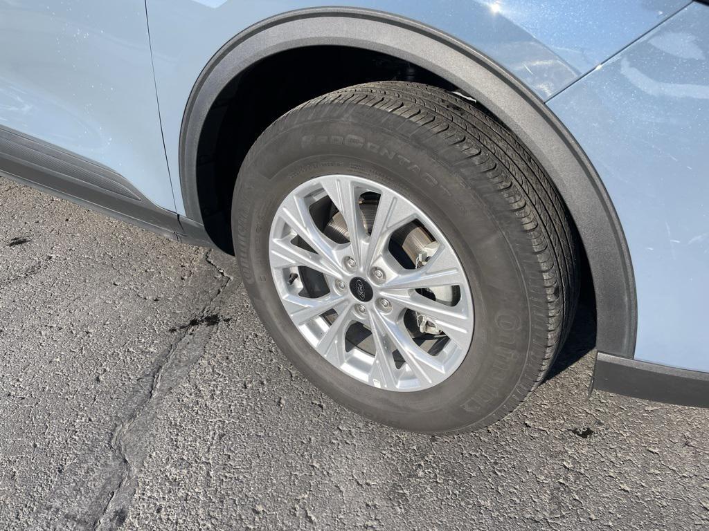 used 2025 Ford Escape car