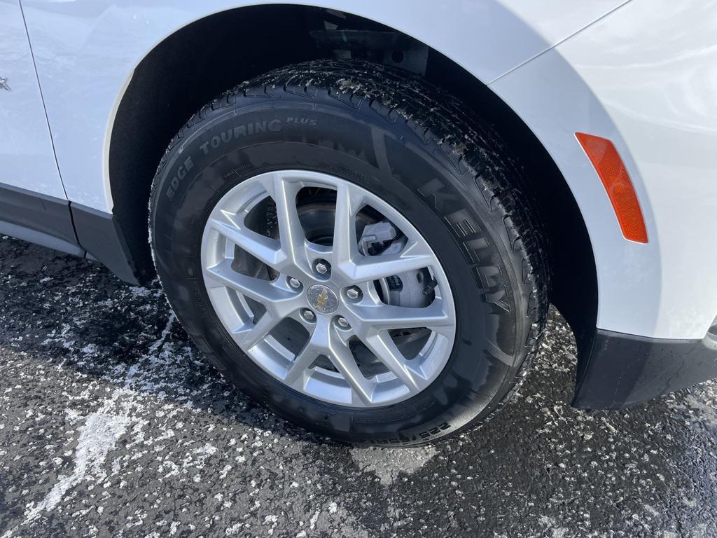 used 2024 Chevrolet Equinox car, priced at $21,999