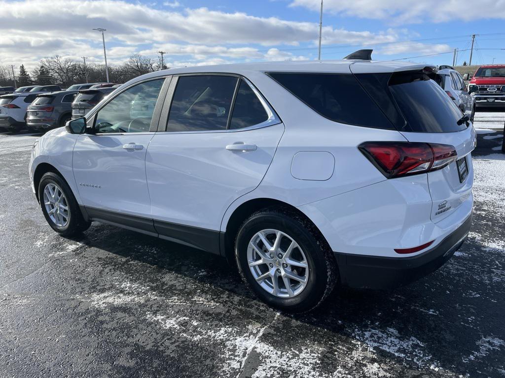 used 2024 Chevrolet Equinox car, priced at $21,999