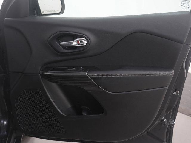 used 2014 Jeep Cherokee car, priced at $10,998