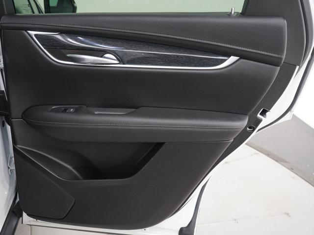 used 2022 Cadillac XT5 car, priced at $23,998