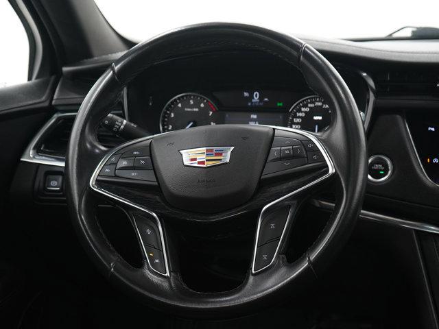 used 2022 Cadillac XT5 car, priced at $23,998