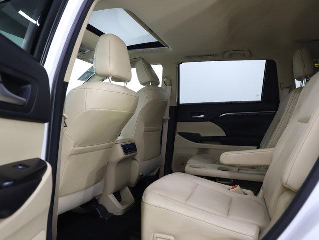 used 2016 Toyota Highlander car, priced at $22,998