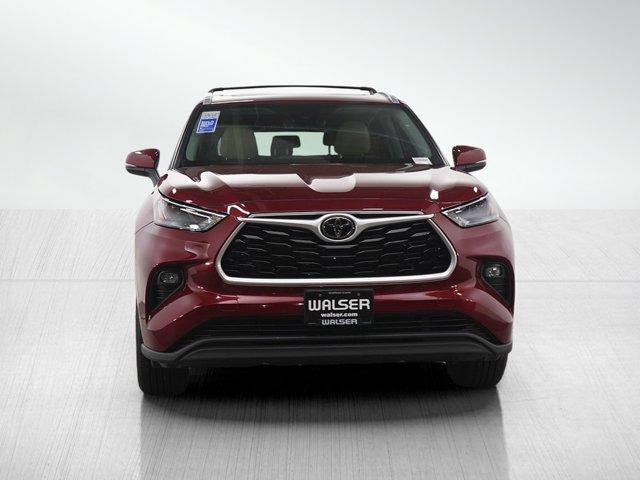 used 2022 Toyota Highlander car, priced at $25,998