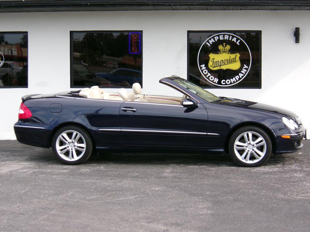 used 2006 Mercedes-Benz CLK-Class car, priced at $8,495