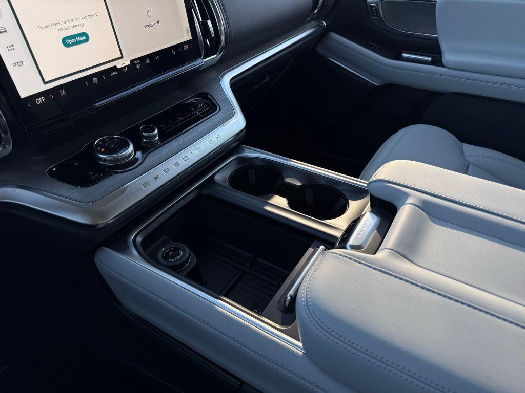 new 2026 Ford Expedition car, priced at $80,590