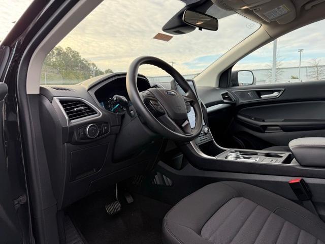new 2024 Ford Edge car, priced at $33,056