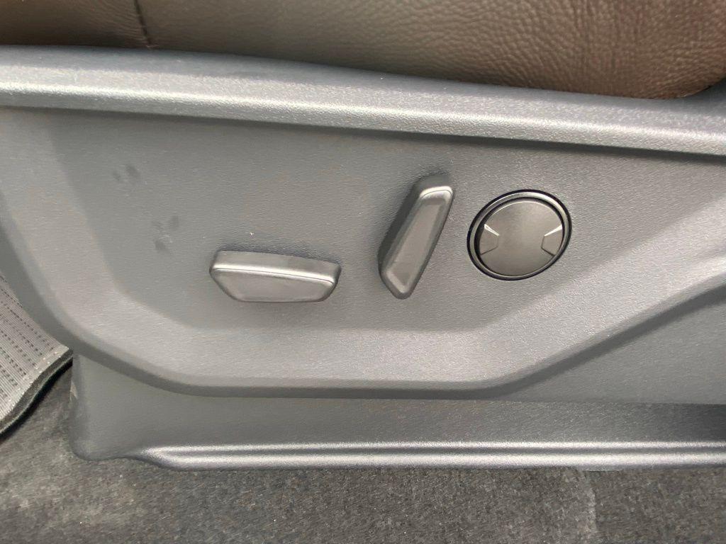 new 2026 Ford Expedition car, priced at $87,650