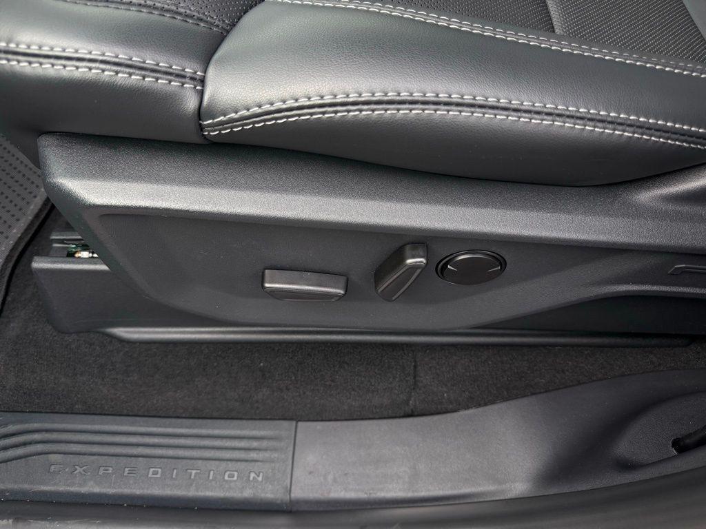 new 2025 Ford Expedition Max car, priced at $82,990