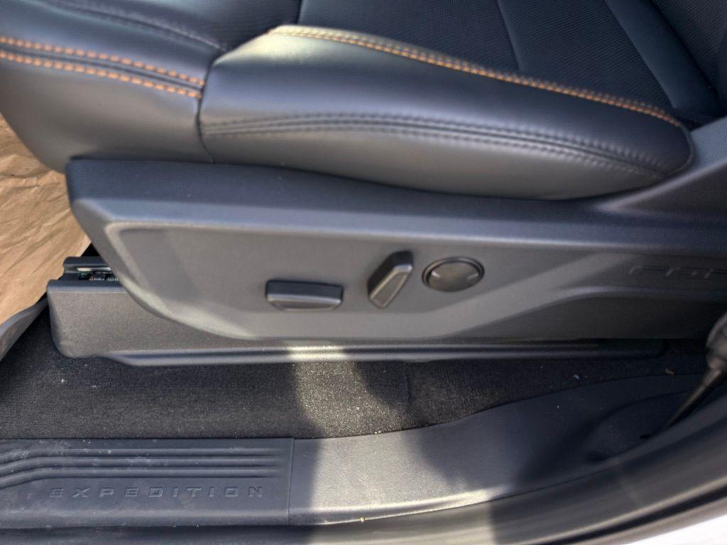 new 2026 Ford Expedition car, priced at $83,990