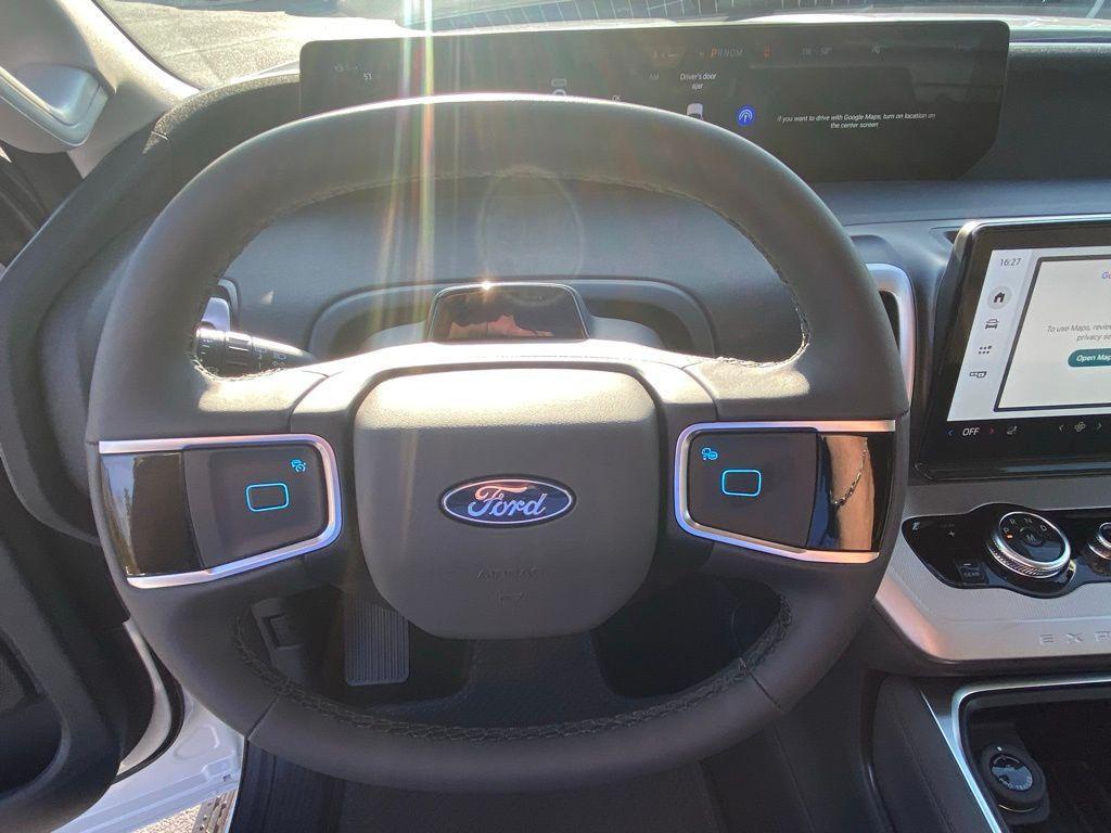 new 2026 Ford Expedition car, priced at $66,990