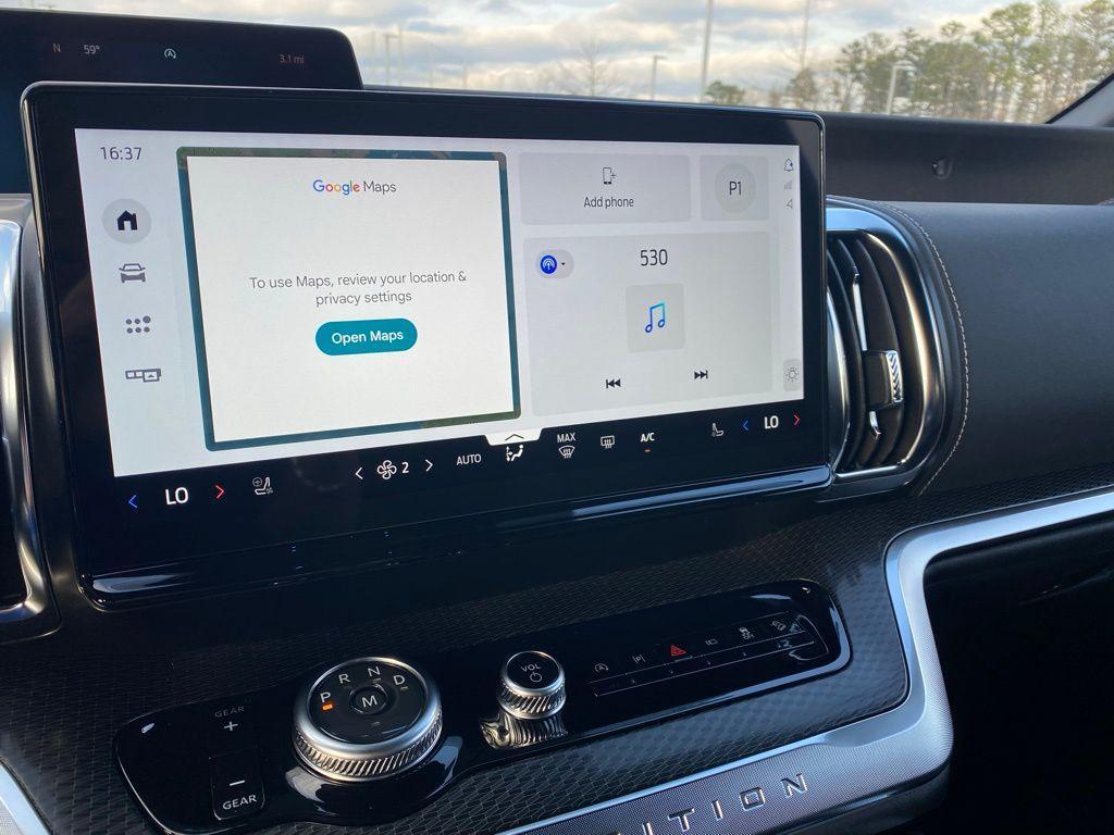 new 2026 Ford Expedition car, priced at $79,690