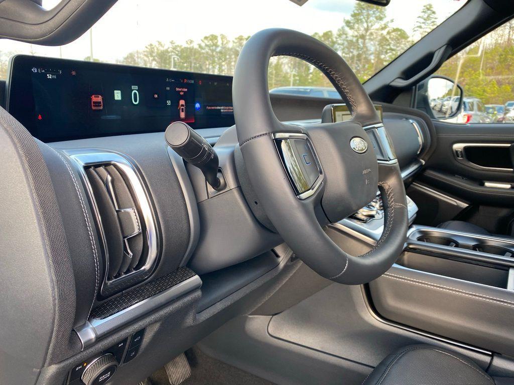 new 2026 Ford Expedition car, priced at $79,690