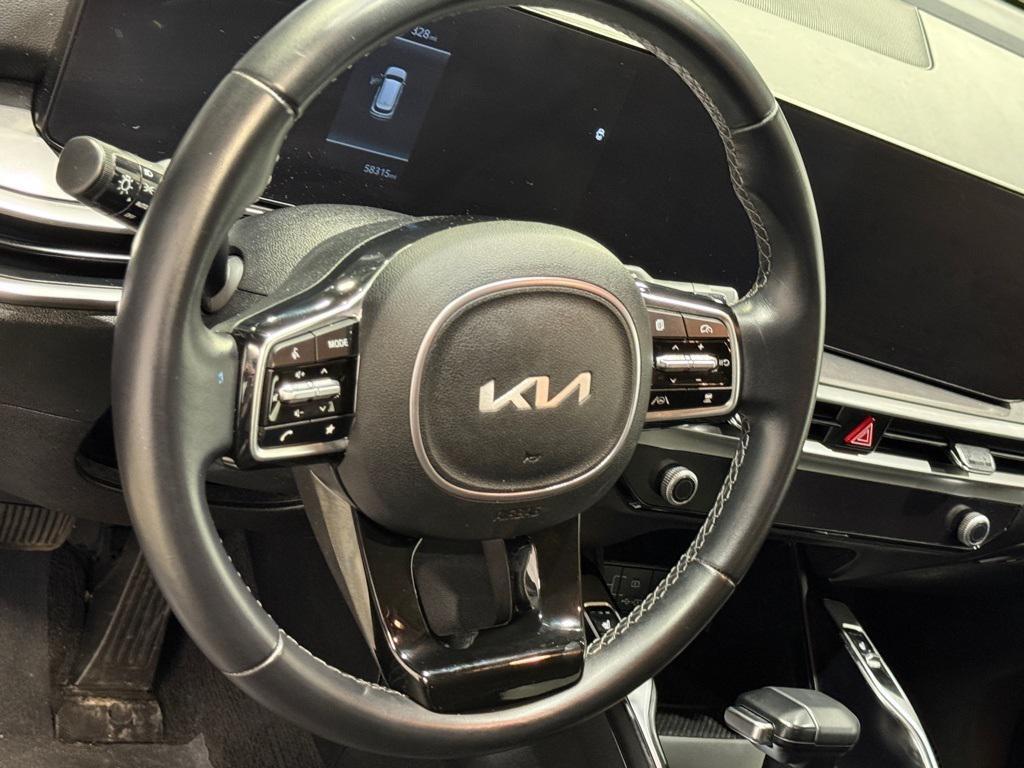used 2024 Kia Sorento car, priced at $25,229