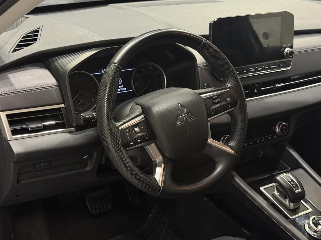 used 2024 Mitsubishi Outlander car, priced at $24,536