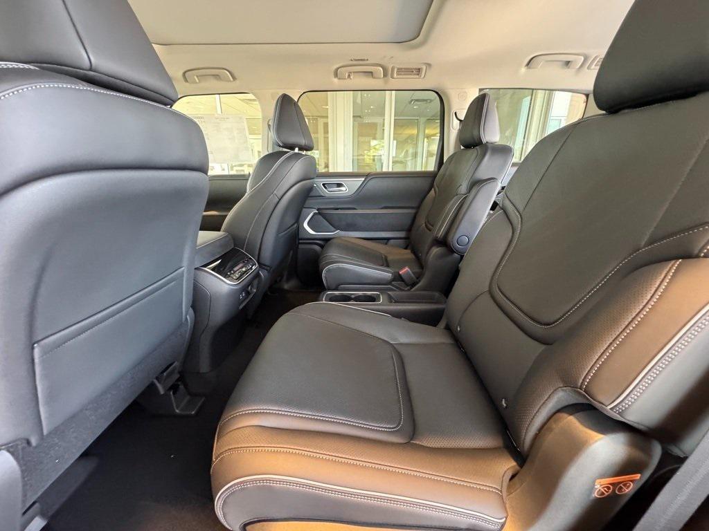 new 2026 INFINITI QX80 car, priced at $87,143