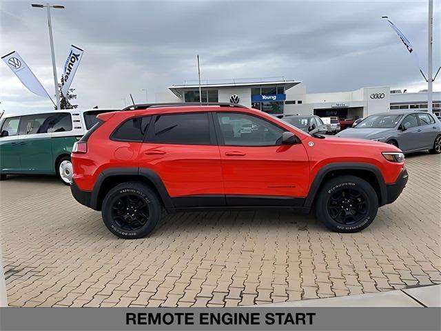 used 2021 Jeep Cherokee car, priced at $21,383