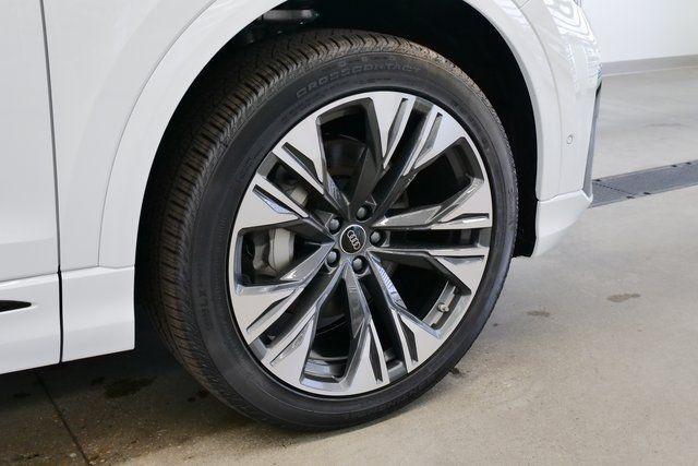 new 2026 Audi Q8 car, priced at $86,300