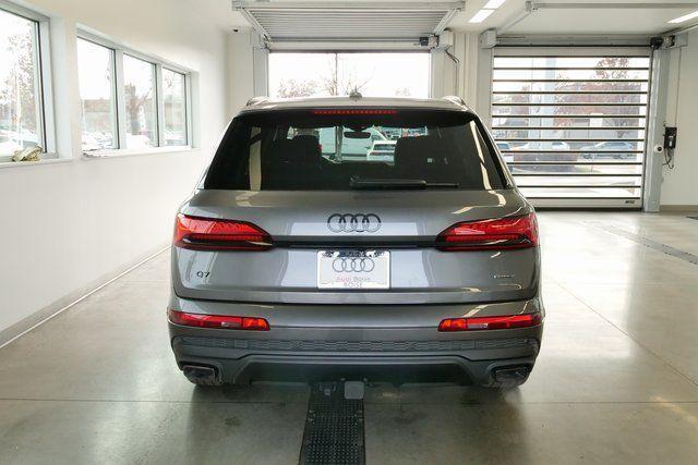 new 2026 Audi Q7 car, priced at $78,255