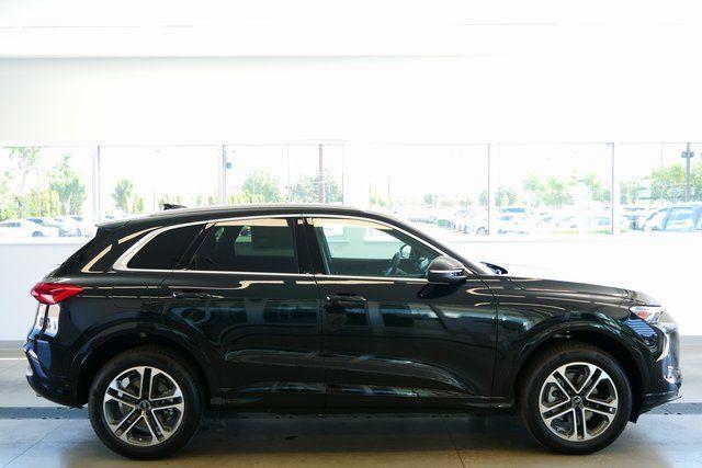 new 2025 Audi Q5 car, priced at $52,532