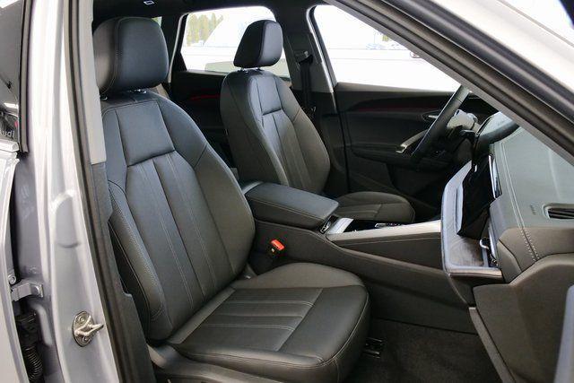 new 2025 Audi Q5 car, priced at $51,681