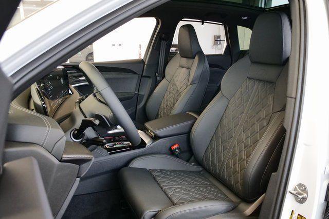 new 2025 Audi SQ5 car, priced at $68,596