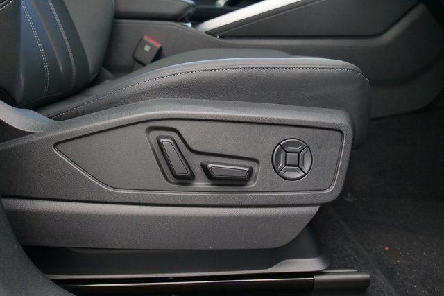 new 2025 Audi Q5 car, priced at $51,568