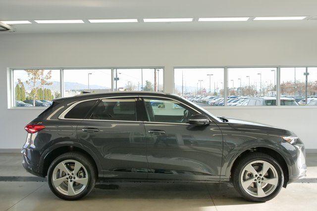 new 2025 Audi Q5 car, priced at $56,270