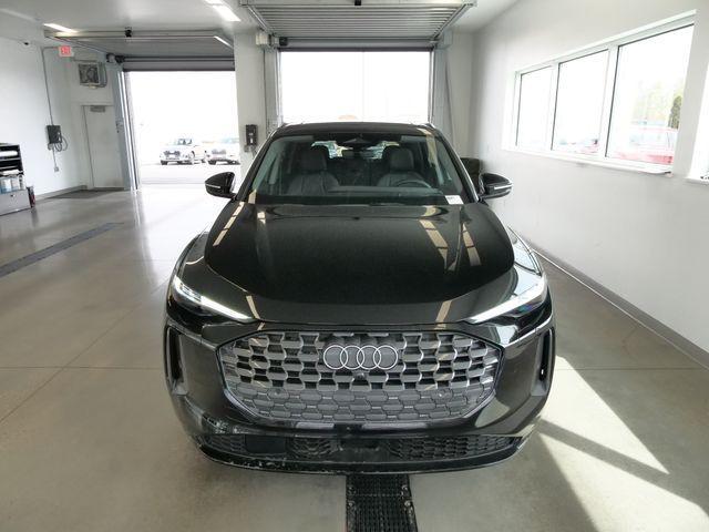 new 2025 Audi Q5 car, priced at $55,174