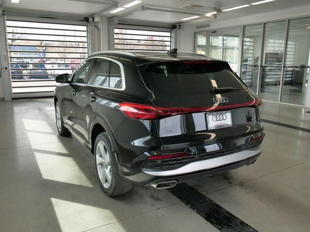 new 2025 Audi Q5 car, priced at $55,174