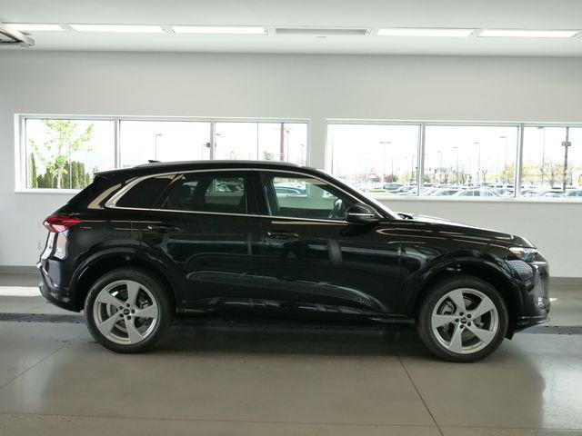 new 2025 Audi Q5 car, priced at $55,174