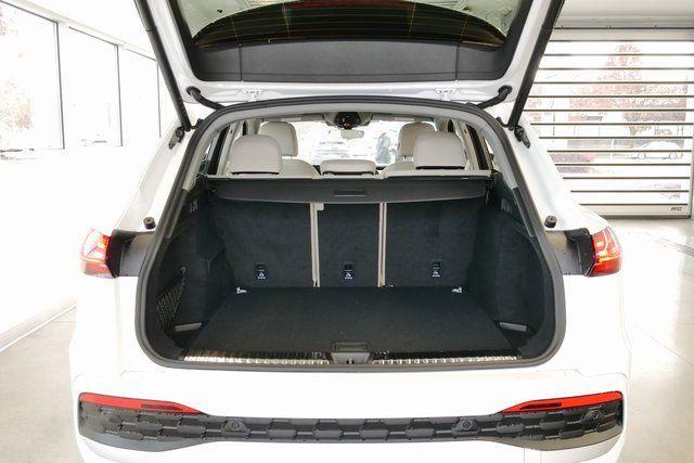 new 2025 Audi Q5 car, priced at $51,119