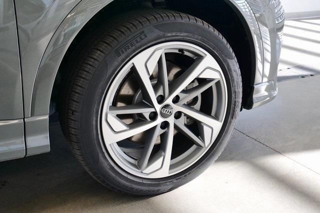 new 2025 Audi Q3 car, priced at $41,089