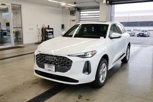 new 2025 Audi Q5 car, priced at $51,119