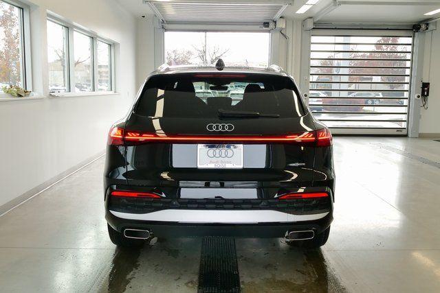 new 2025 Audi Q5 car, priced at $58,333
