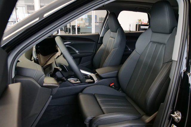 new 2025 Audi Q5 car, priced at $58,333