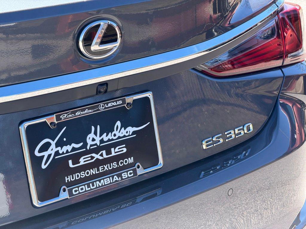 new 2025 Lexus ES 350 car, priced at $50,807
