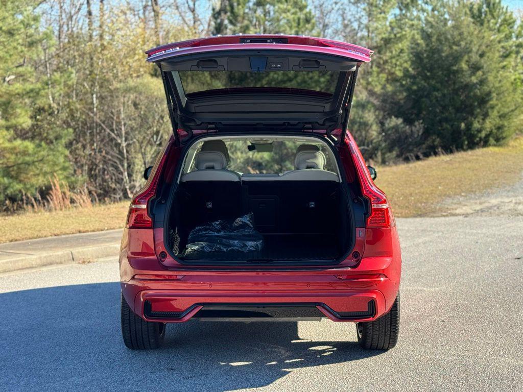used 2025 Volvo XC60 car, priced at $47,645