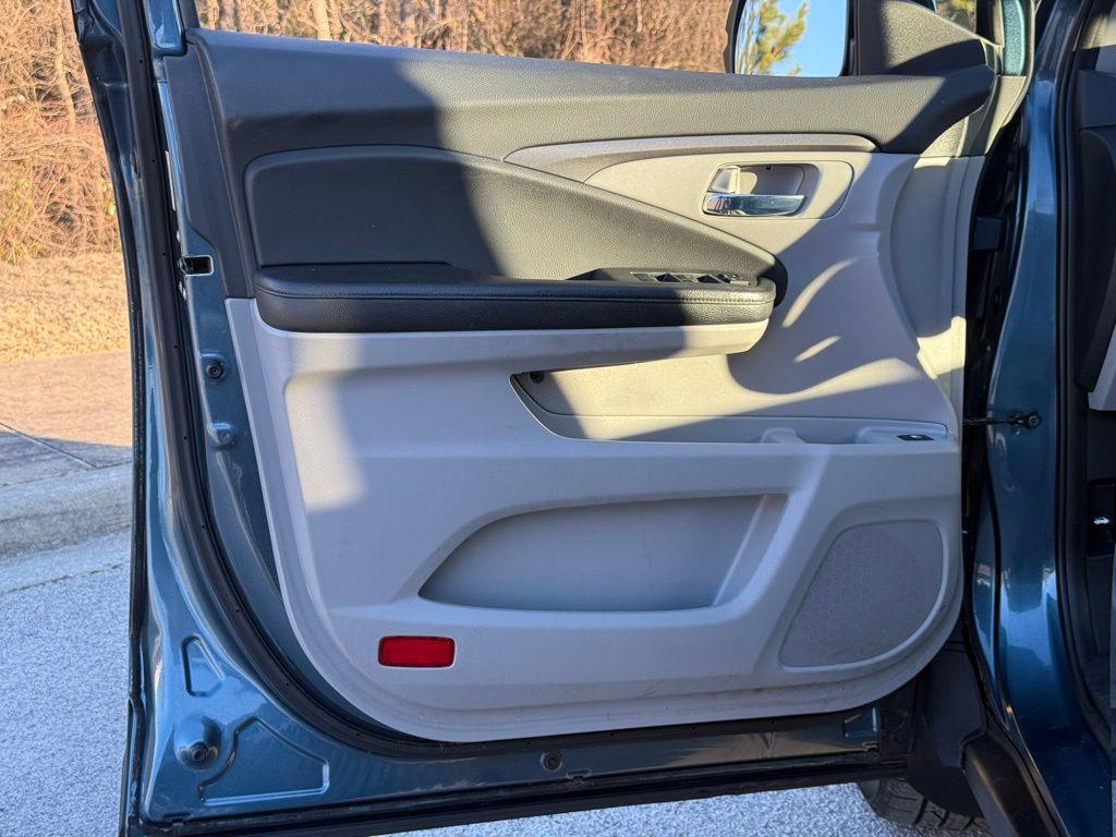 used 2016 Honda Pilot car, priced at $19,341