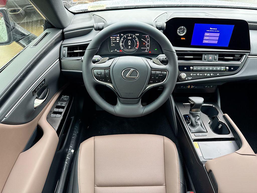 new 2025 Lexus ES 350 car, priced at $50,707