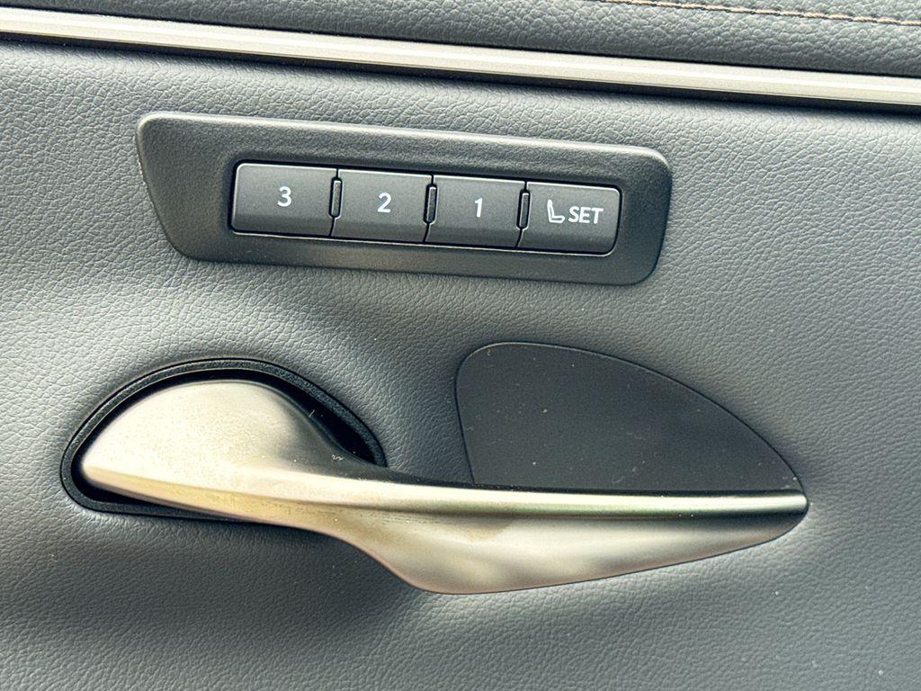 new 2025 Lexus ES 350 car, priced at $50,707