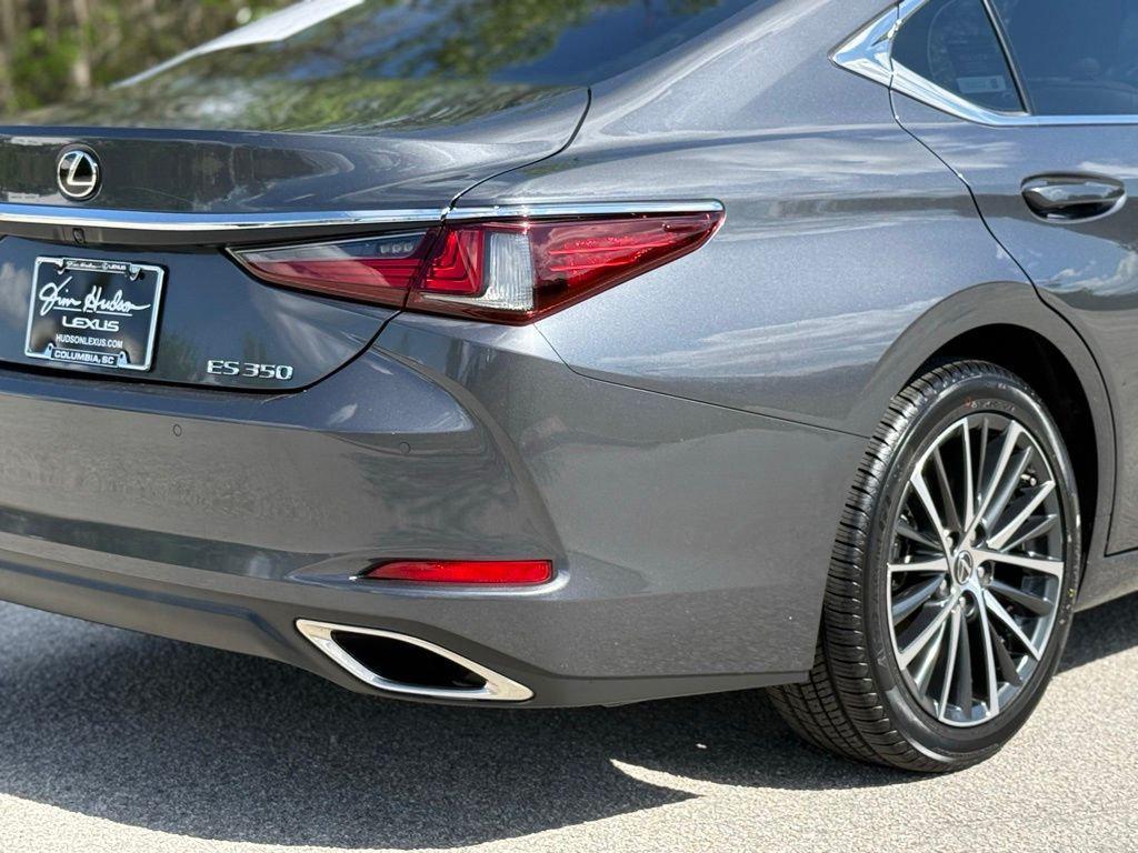 used 2022 Lexus ES 350 car, priced at $36,662