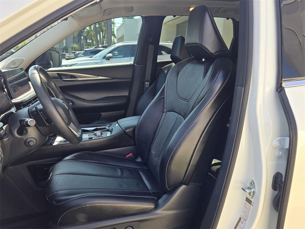 used 2025 INFINITI QX60 car